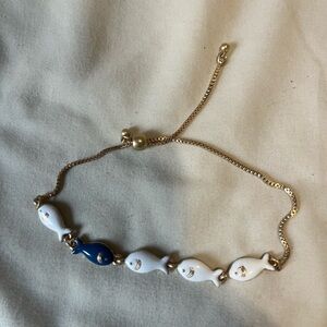 Adjustable bracelet